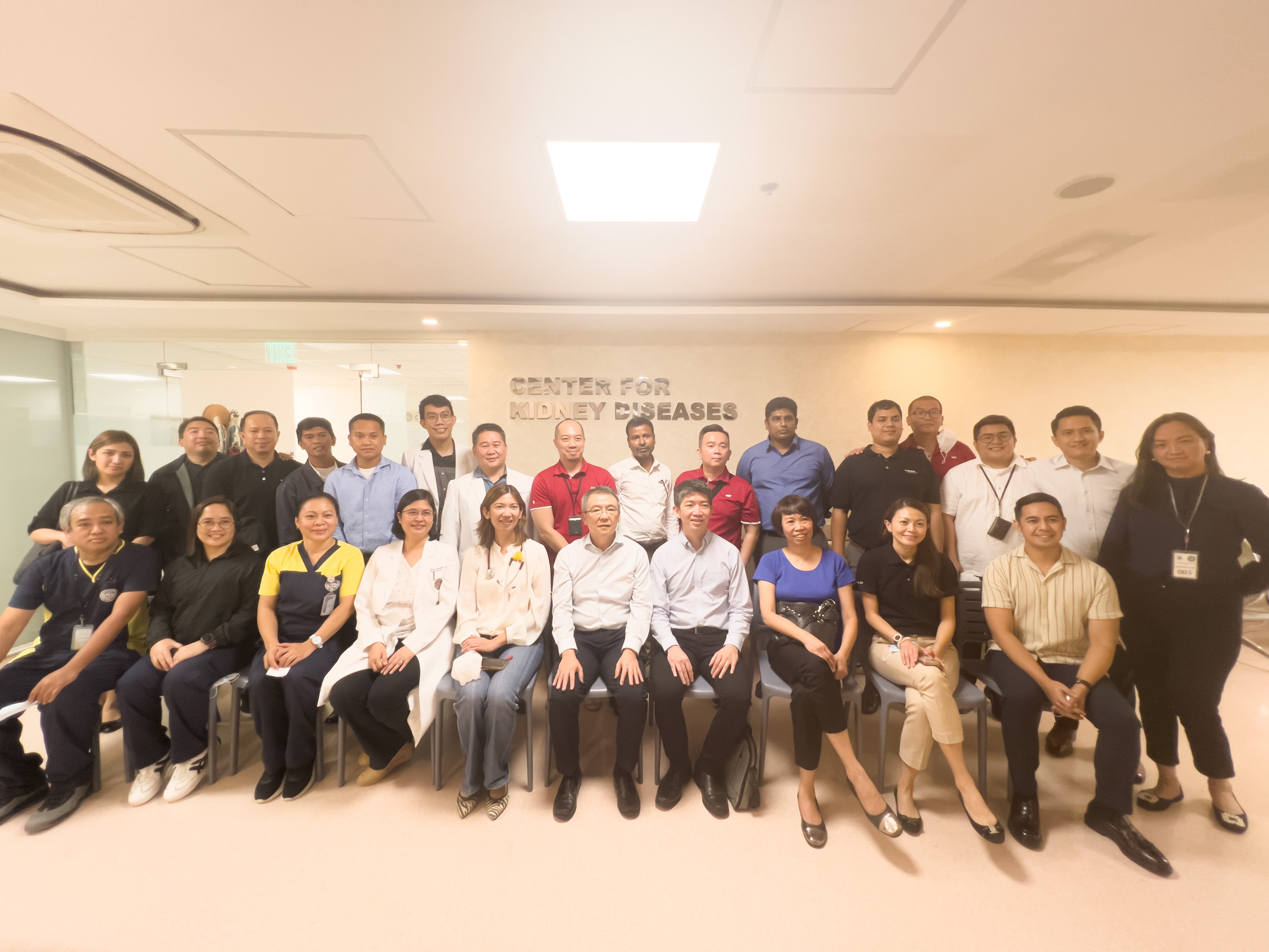 Day 2 (30th August 2023) BBAPH and BBSG representatives with NKF Singapore representatives and USTH representatives.​